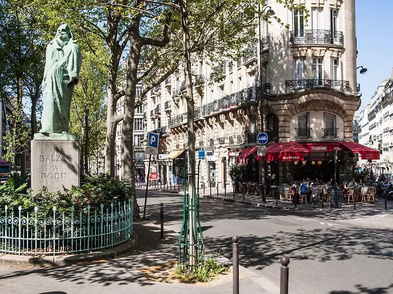 Jardin Le Bréa Hotel 3*